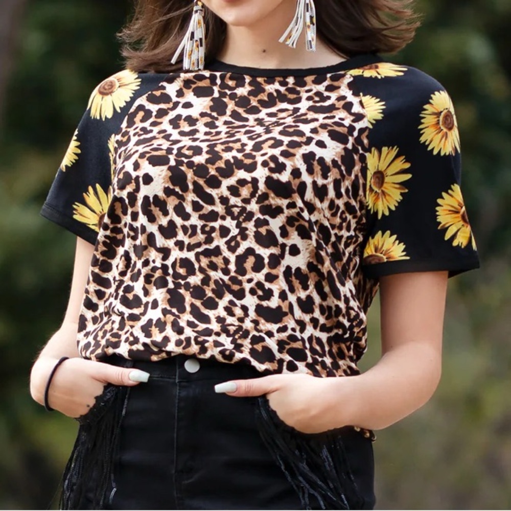 Leopard‎ and Sunflower Short Sleeve Top NWT